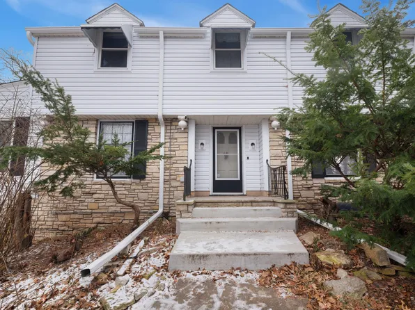 2195 Arcade St, Saint Paul, MN 55109