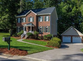 6340 Armsby Rd, Clemmons, NC 27012