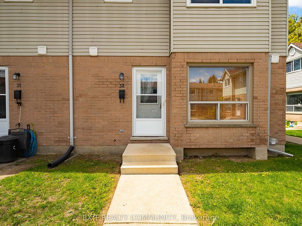 1st image of 595 3rd St #32