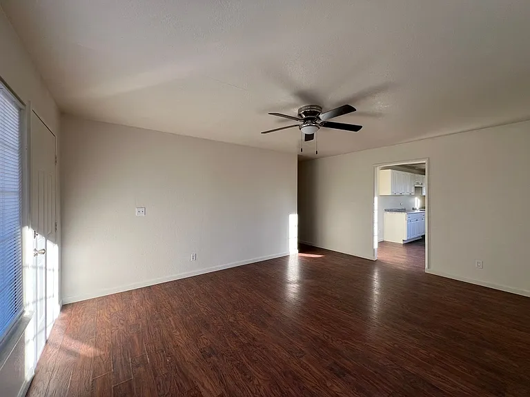 1400 Nancy St — Photo 4