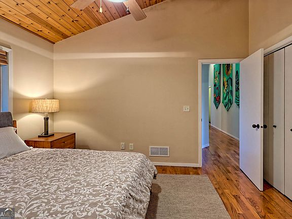 30th image of this home