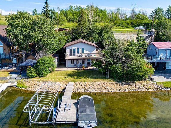 2nd image of 441005 Range Road 51 Rural Wainwright #103