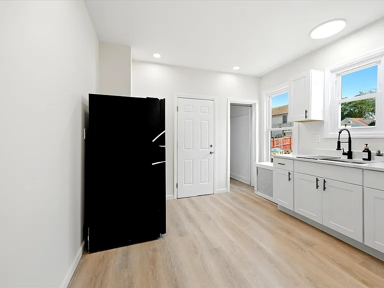 246 Stone Ave #1 — Photo 6