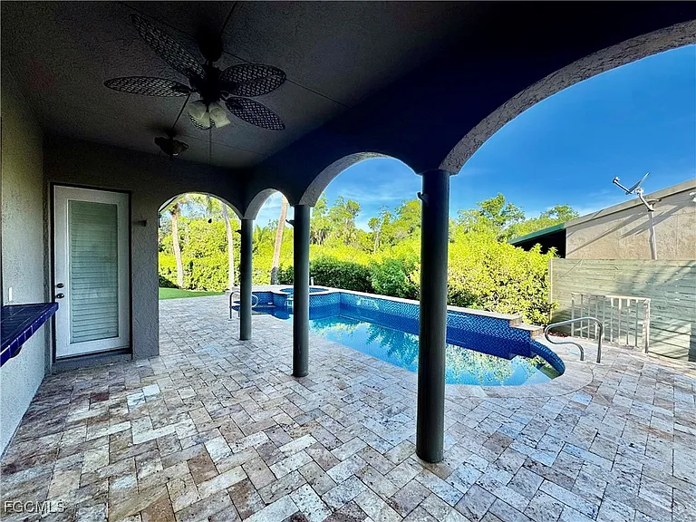 14370 McGregor Blvd — Photo 27