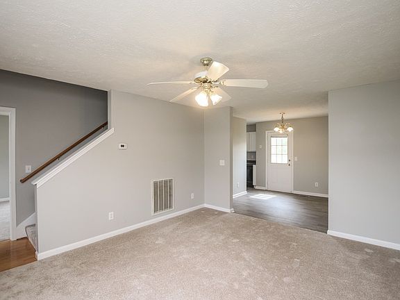 5th image of 1987 Old Castle Dr