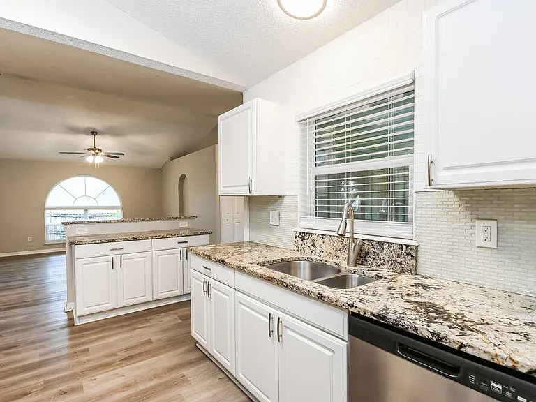 223 Bent Oak Loop — Photo 9