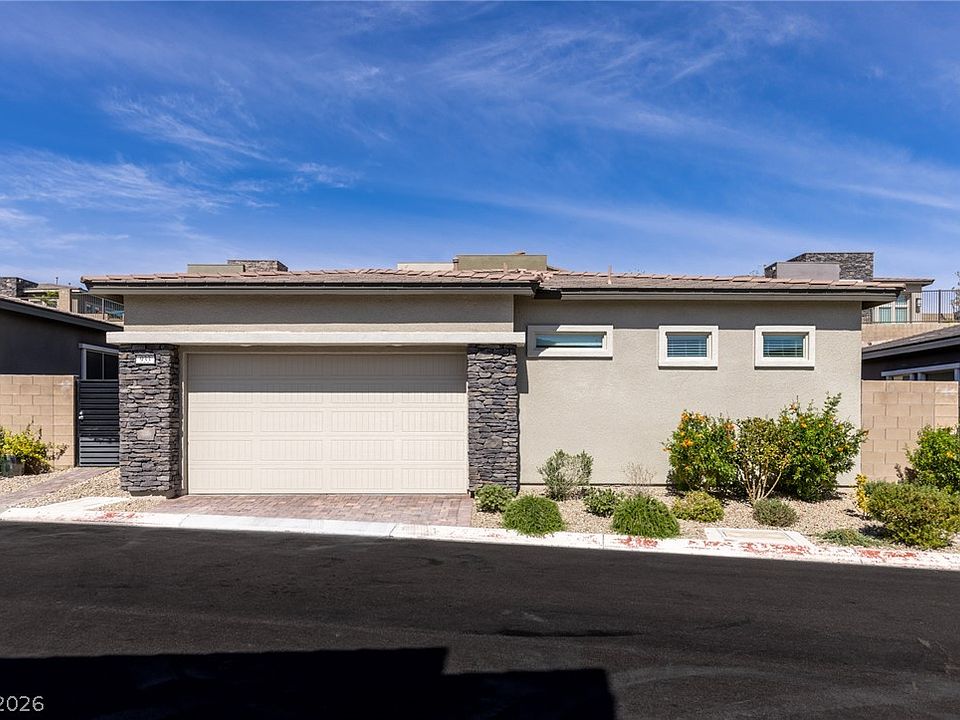 1st image of 933 Belleforte Ln
