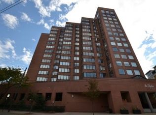 555 Observer Hwy #7, Hoboken, NJ 07030