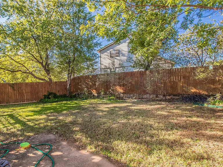 436 Hillside Dr — Photo 34