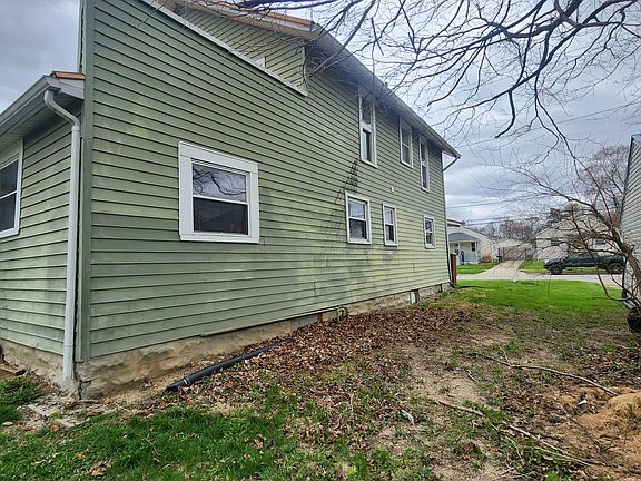 2nd image of 616 N Greenwood St