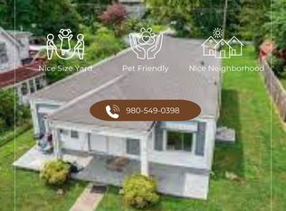 (Undisclosed Address), Johnson City, TN 37601