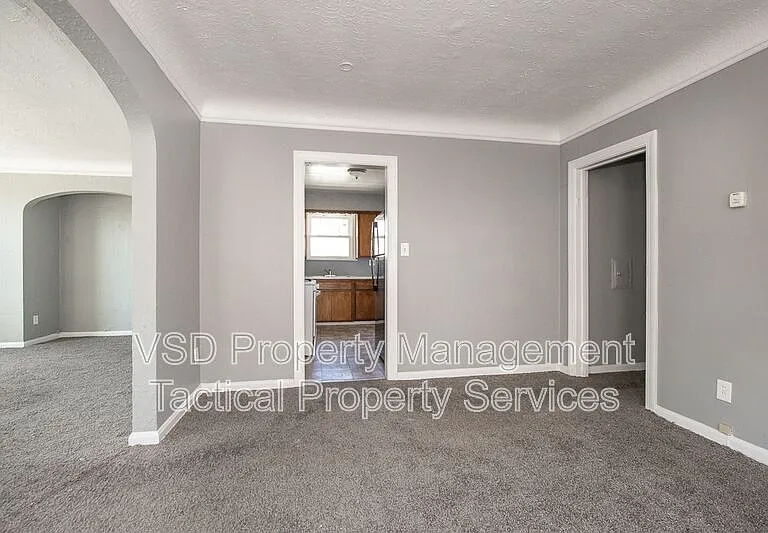 14717 Milverton Rd #UP — Photo 12