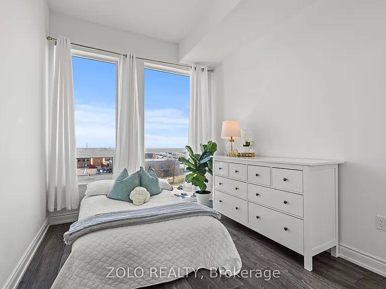 1050 Main St E #618 — Photo 27