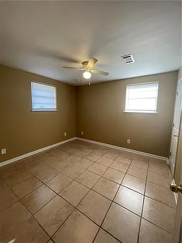 2 bed, 1.0 bath, 750 sqft, $1,300 — Photo 4