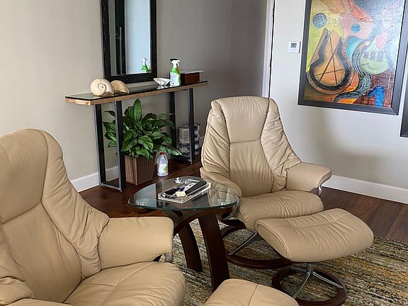 3rd image of 2843 S Bayshore Dr #15