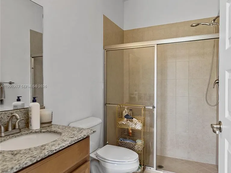 19244 NE 9th Pl — Photo 13