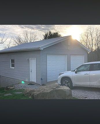 2nd image of 4117 Fairmont Pike Rd