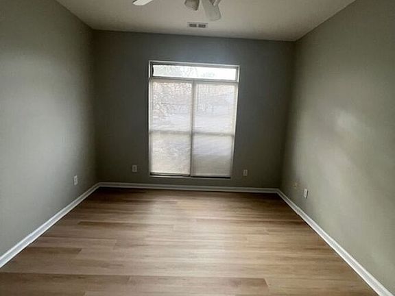 2nd image of 2725 Crystal Falls Rd