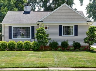 18951 Inglewood Ave, Rocky River, OH 44116