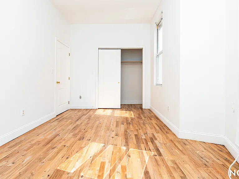 1439 Myrtle Ave #2B — Photo 3