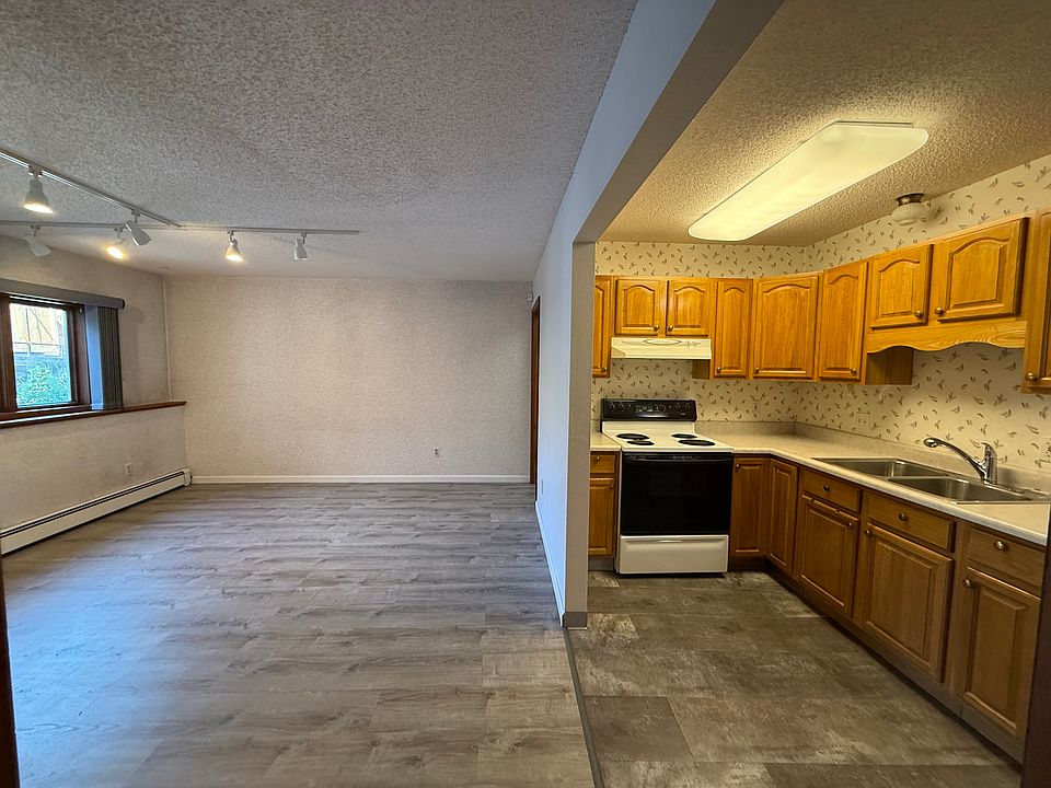 1st image of 235 Glacier Ave