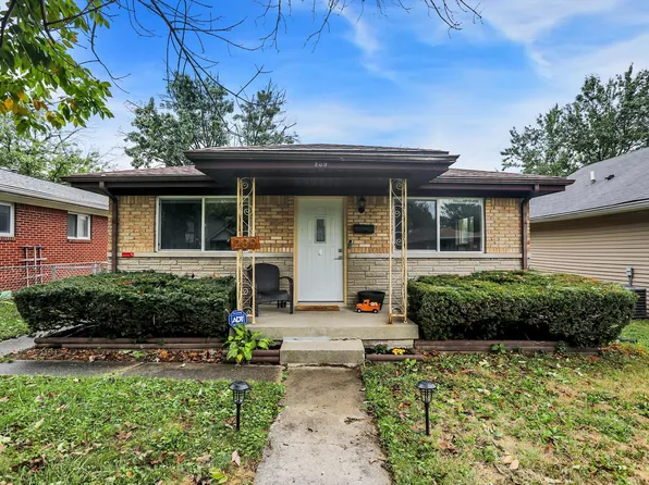 239 N 8th Ave, Beech Grove, IN 46107