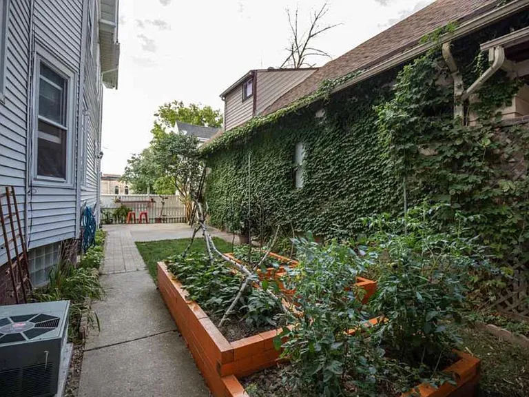 818 E Russell Ave #2 — Photo 3