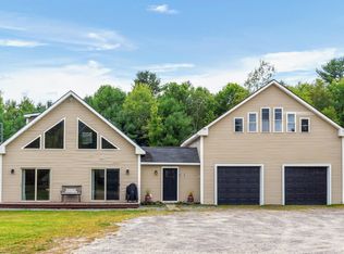 87 Annabessacook Rd, Winthrop, ME 04364