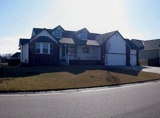 1421 W Hannah Ln, Haysville, KS 67060