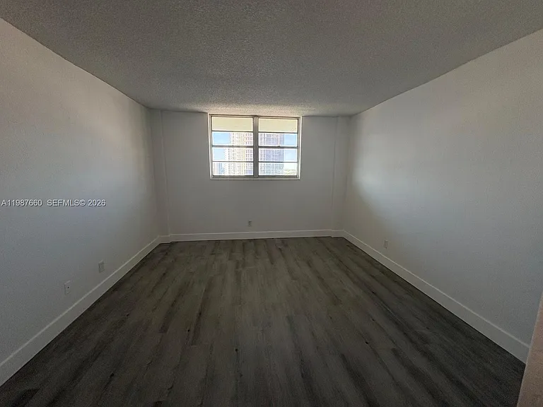 19390 Collins Ave #1623 — Photo 6