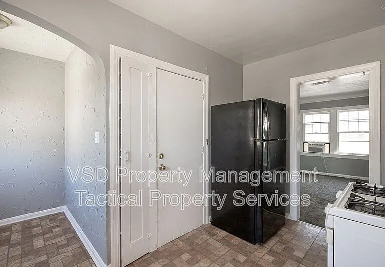 14717 Milverton Rd #UP — Photo 18