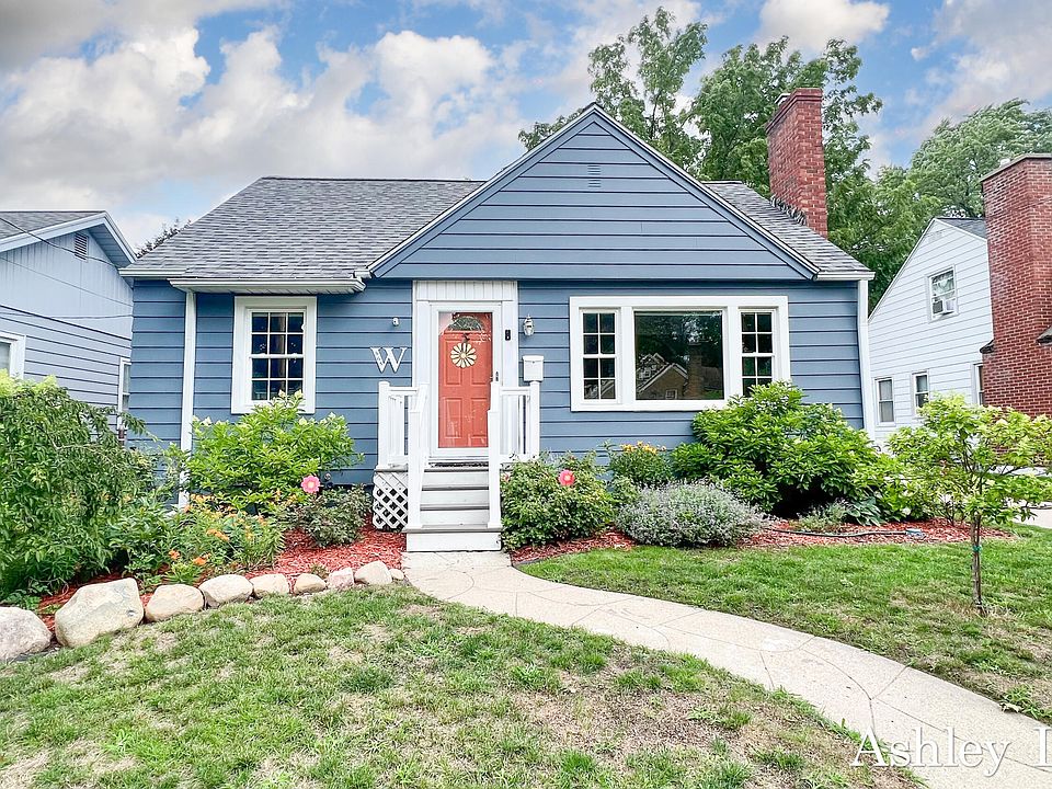 1st image of 865 Aberdeen St NE