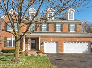 5706 Buckingham Ct, Hoffman Estates, IL 60008