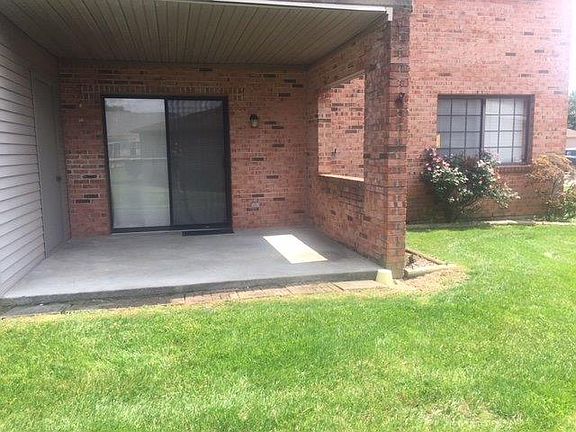 2nd image of 4212 Victorian Green Dr Unit 14