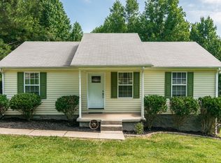 1382 Neptune Rd, Ashland City, TN 37015