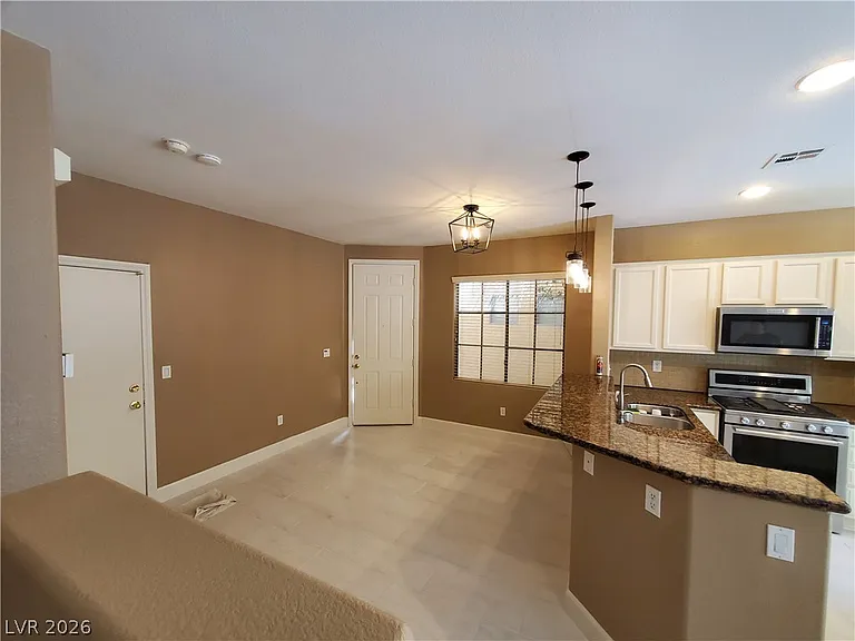 5409 Coral Ribbon Ave — Photo 6