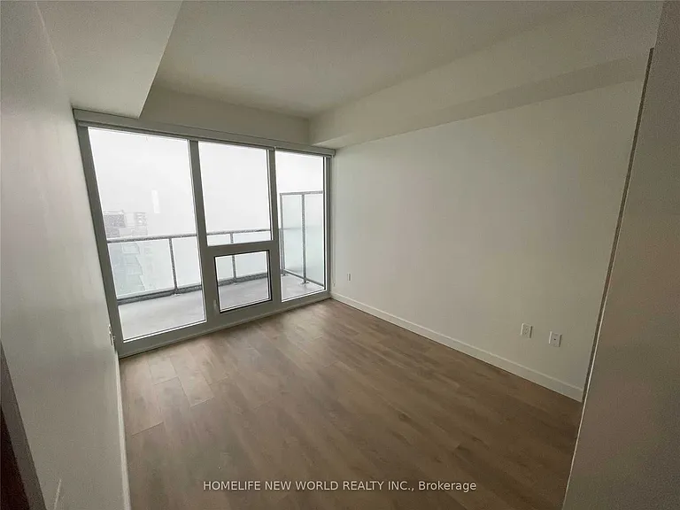 95 McMahon Dr #4005 — Photo 3