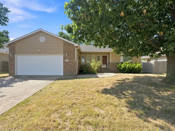 5711 W 40th St S, Wichita, KS 67215