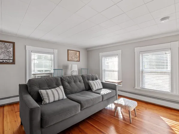 21B Portsmouth Ave, Exeter, NH 03833