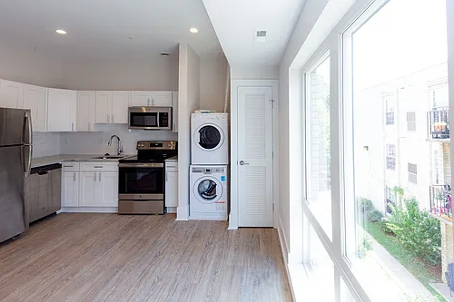 1904 Irving St NE #201 Photo 1