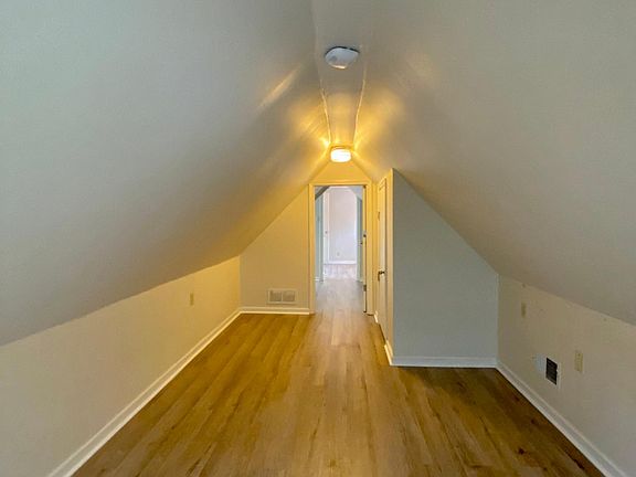 5th image of 234 Arlington Ave #3