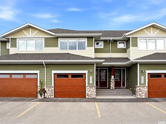 2nd image of UNIT 351-4000 Sandhill CRESCENT