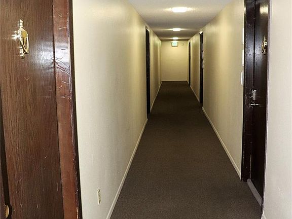 3rd image of 935 Saturn Dr Unit 111