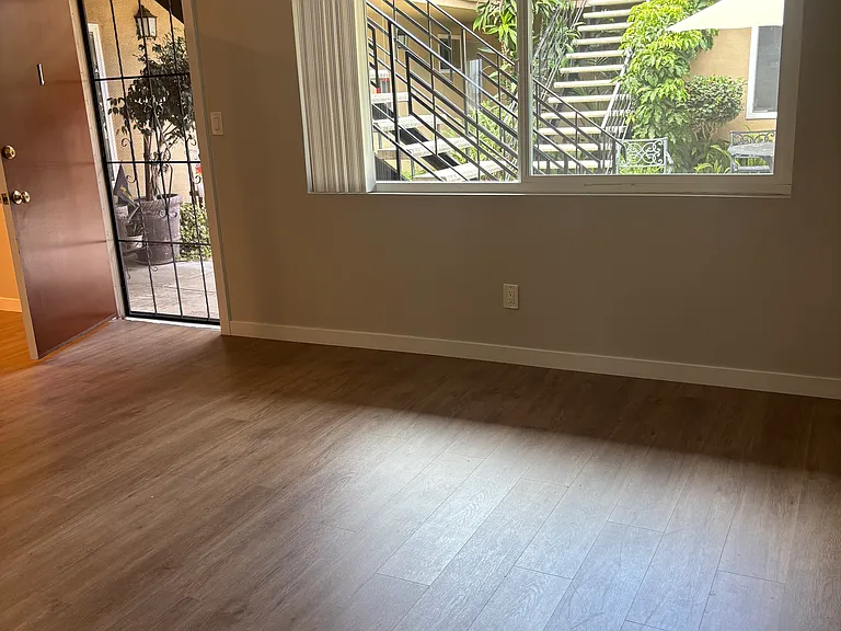 521 La Cadena Way #1 — Photo 16