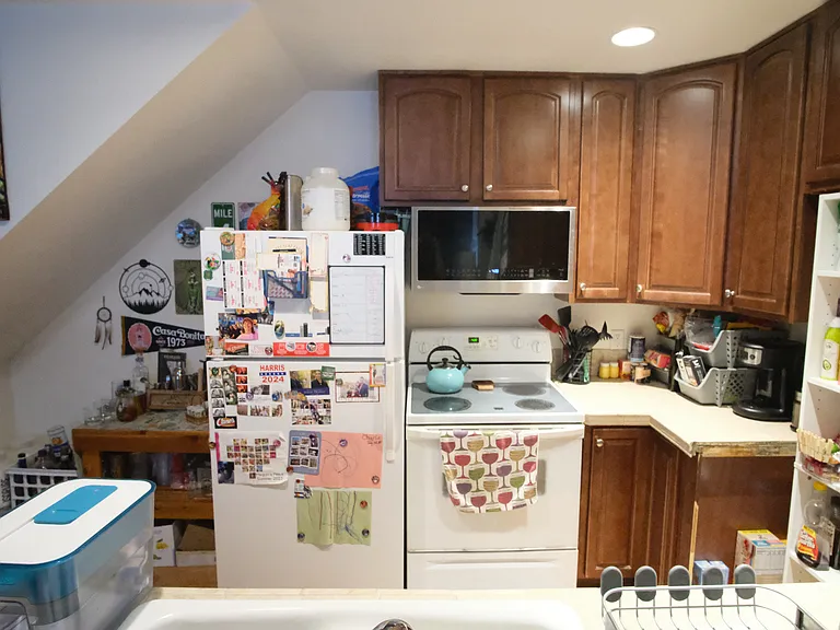 8761 Dawson St #301 — Photo 10
