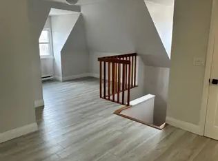 67 Queen St S #1A, Hamilton, ON