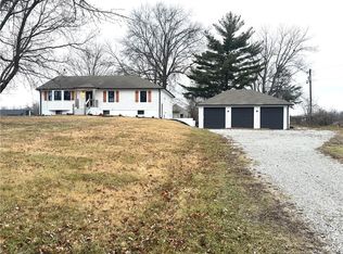 7516 S Arnett Rd, Grain Valley, MO 64029