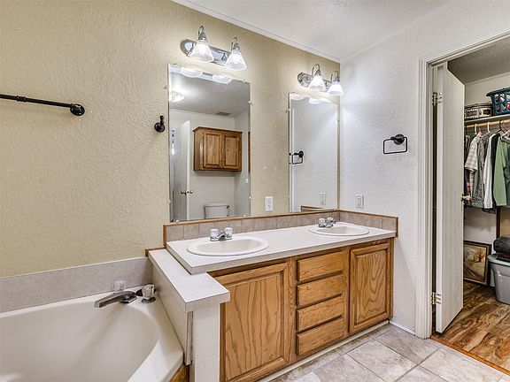 5th image of 417861 E Branum Rd S