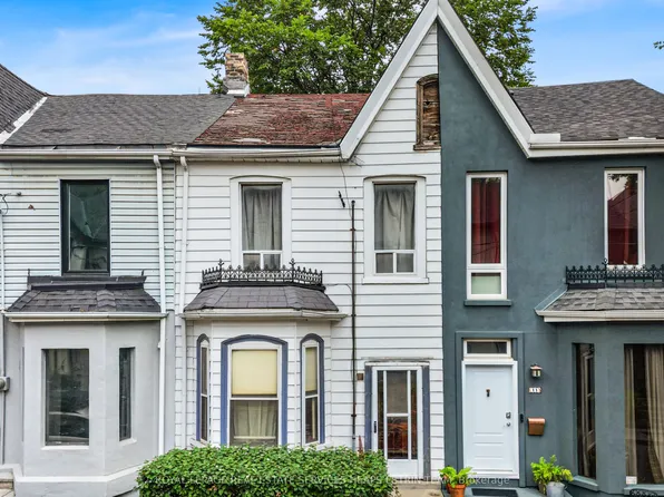 13 Bright St, Toronto, ON M5A 3H5