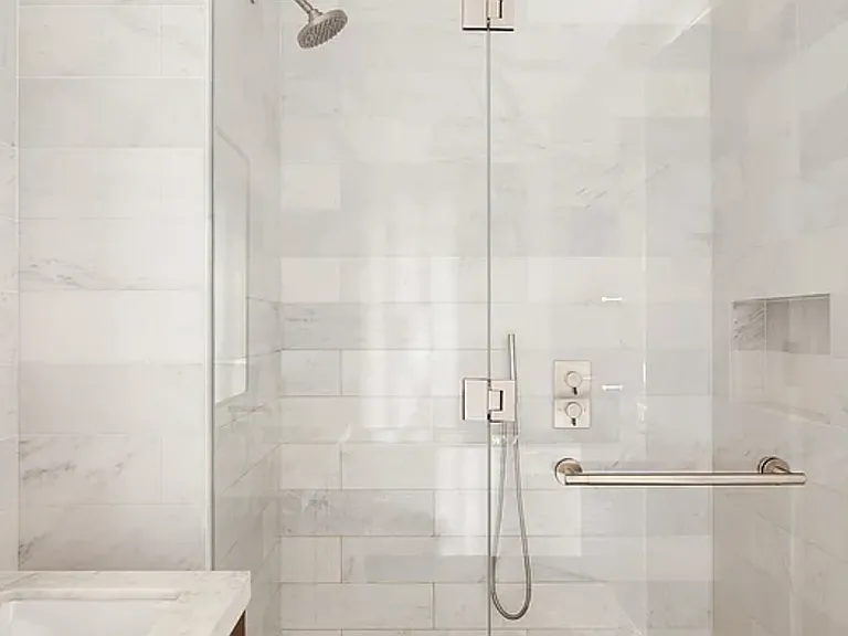 115 York St #12F — Photo 8